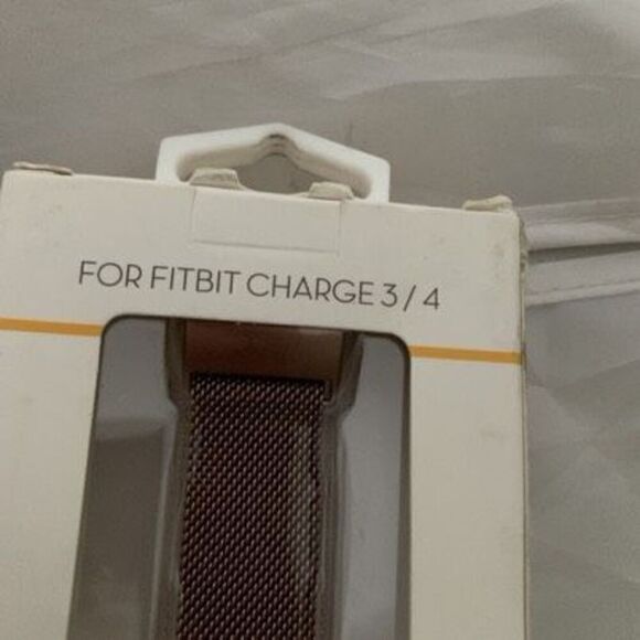 Fitbit Charge 3 & Charge 4 Gold Stainless Steel Mesh Band *New* - Picture 2 of 5